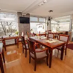 Harmony - Panoramic View & Free Parking 招待所 4*