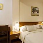 Harmony - Panoramic View & Free Parking 招待所