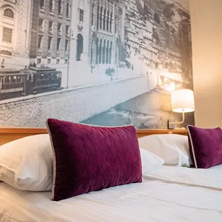 Pensionat Harmony - Panoramic View & Free Parking 3*