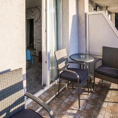 Harmony - Free Parking 4* Szarajevó