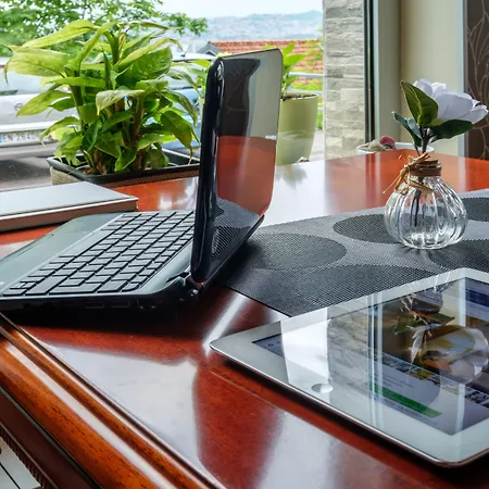 Harmony - Panoramic View & Free Parking