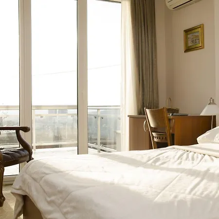 Harmony - Panoramic View & Free Parking 4*