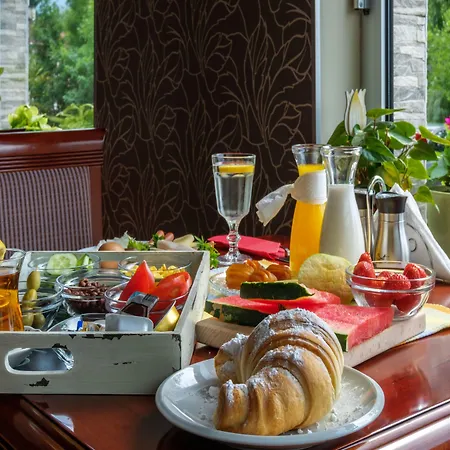 Harmony - Panoramic View & Free Parking Konukevi 4*