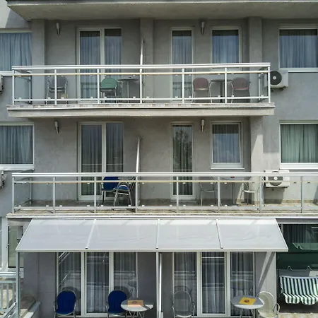 ゲストハウス Harmony - Panoramic View & Free Parking サラエヴォ