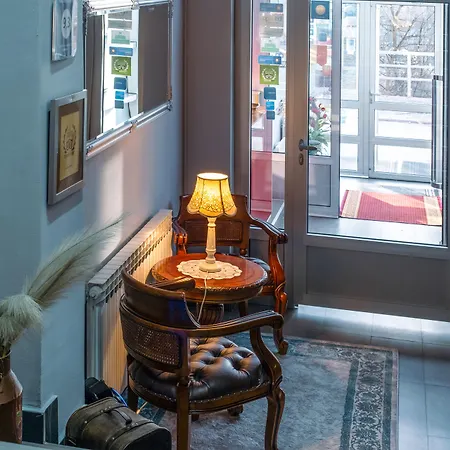 ゲストハウス Harmony - Panoramic View & Free Parking サラエヴォ