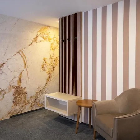 Harmony - Panoramic View & Free Parking ゲストハウス 4*