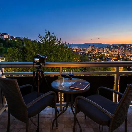 Πανσιόν Harmony - Panoramic View & Free Parking