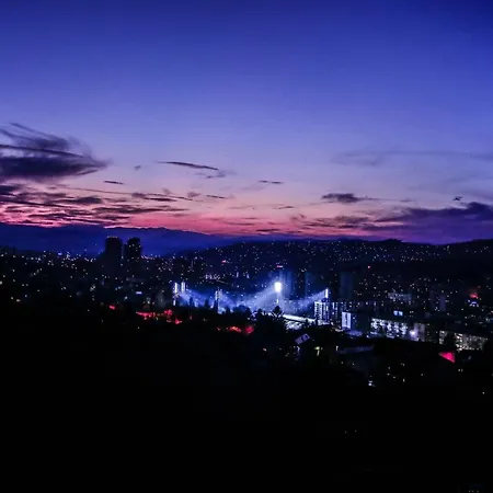 ゲストハウス Harmony - Panoramic View & Free Parking 4*