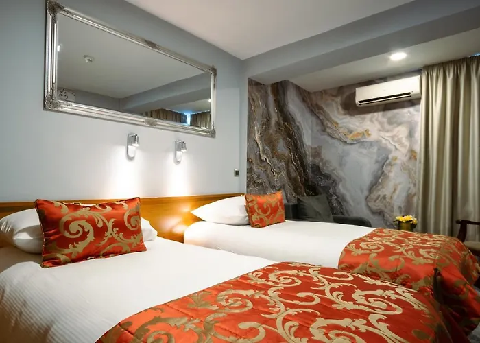 Harmony - Panoramic View & Free Parking ゲストハウス サラエヴォ